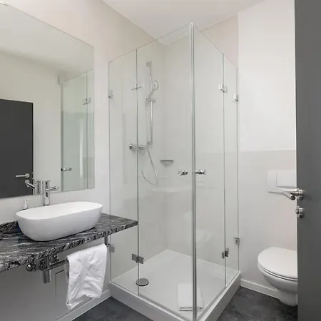 Zur Blume & Restaurant Bei Basel Penzion 3*