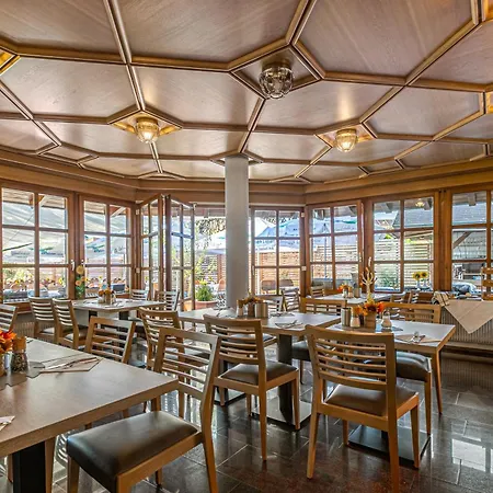 ゲストハウス Zur Blume & Restaurant Bei Basel