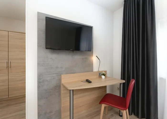 Zur Blume & Restaurant Bei Basel 3* エフリンゲン・キルヒェン