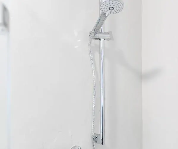 Zur Blume & Restaurant Bei Basel ゲストハウス エフリンゲン・キルヒェン